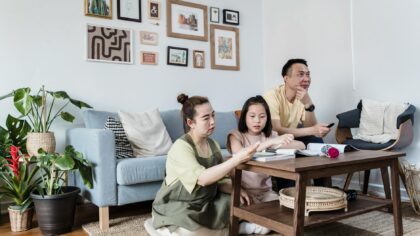 Slik lager du en rolig kveld for hele familien uten skjermkrangler