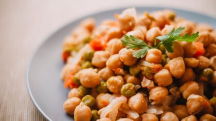 Hvordan spise mer plantebasert uten å bli vegetarianer