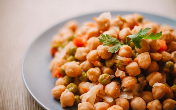Hvordan spise mer plantebasert uten å bli vegetarianer