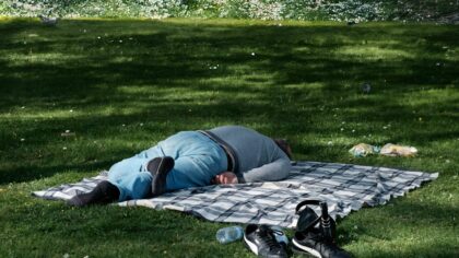 Sommerkropp uten press: sunne valg i varme dager som faktisk føles gode